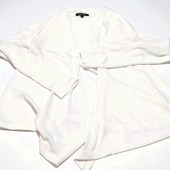 Ambiance, Cardigan, Lightweight, Like New - Picture 4 of 6